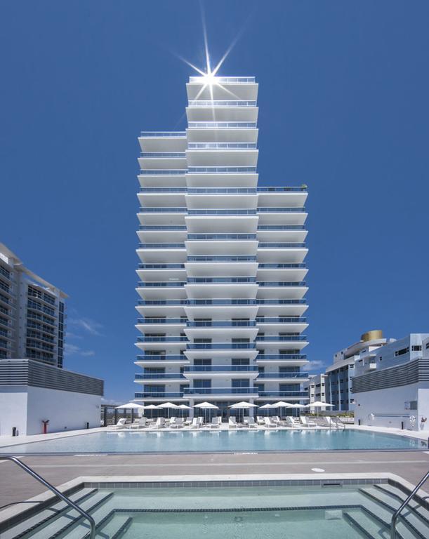 Ocean 2 Sky At Monte Carlo Miami Beach Exterior photo